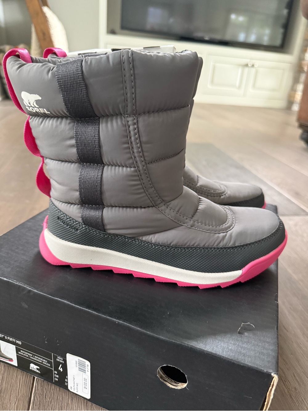 Sorel Youth Whitney Gray and Pink Snow Boot
